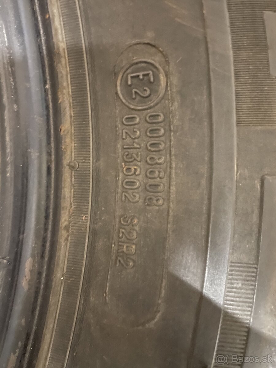 Michelin AGILIS Alpin 235/65 R16C - 6