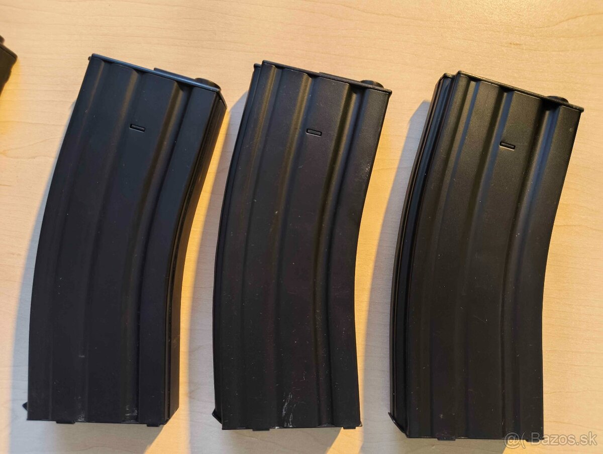 Zásobníky a Rýchlo-dobíjačka(plnička) - 6