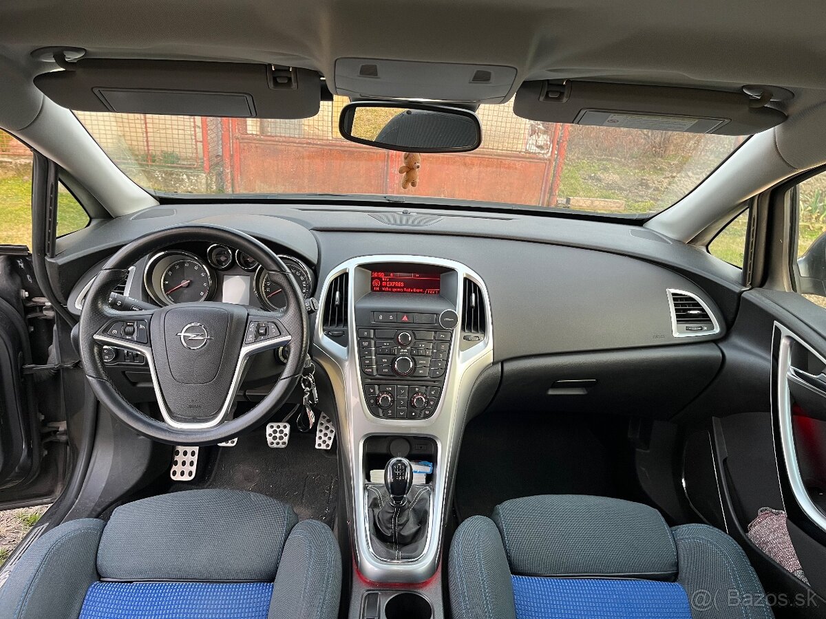 Opel Astra J 1,4 turbo 103kW - 6
