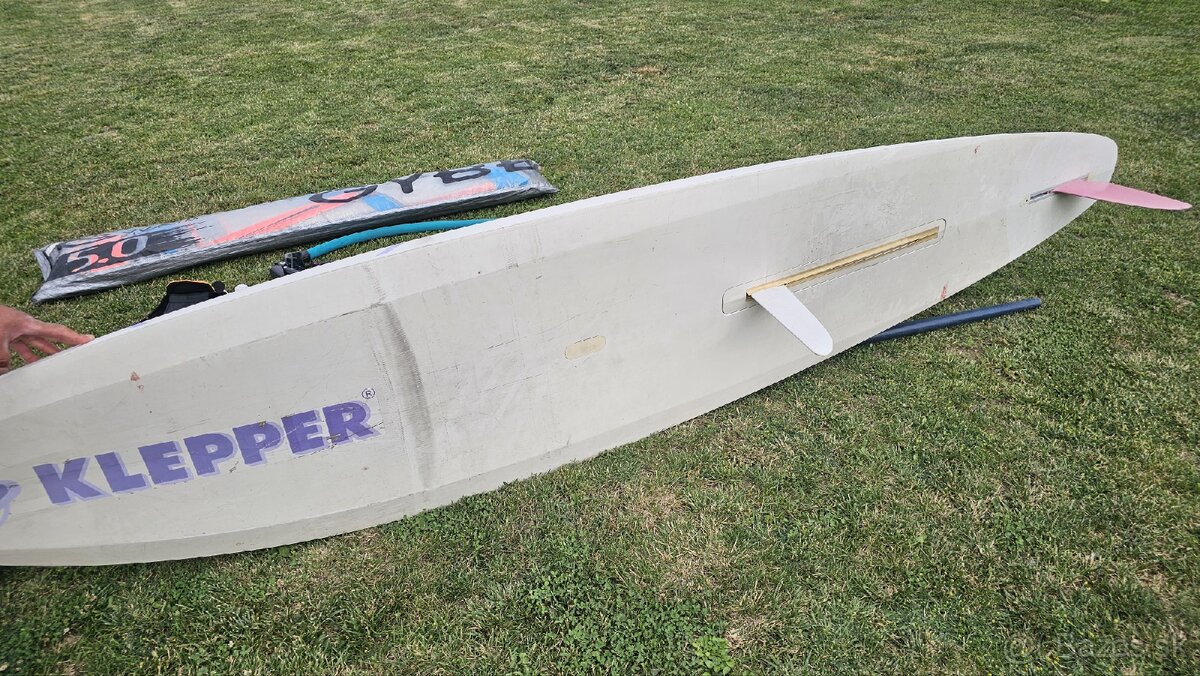 Windsurfova doska s príslušenstvom. - 6