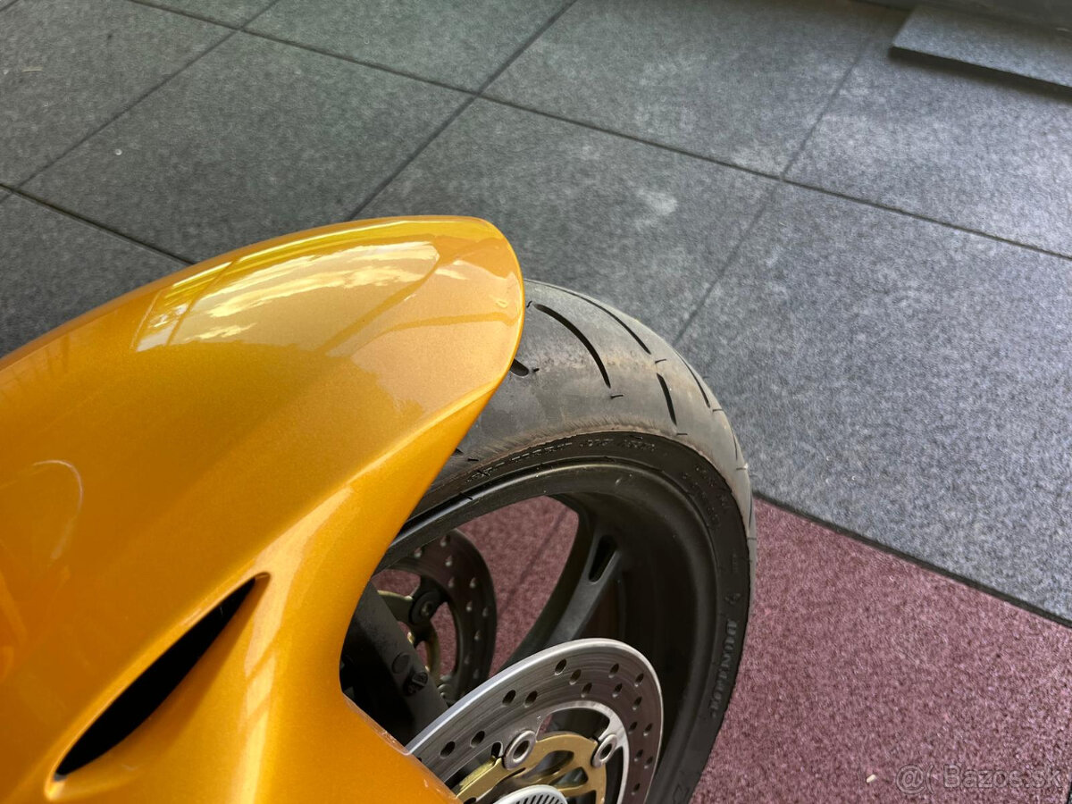 Honda Hornet 600 CB600FA - 6