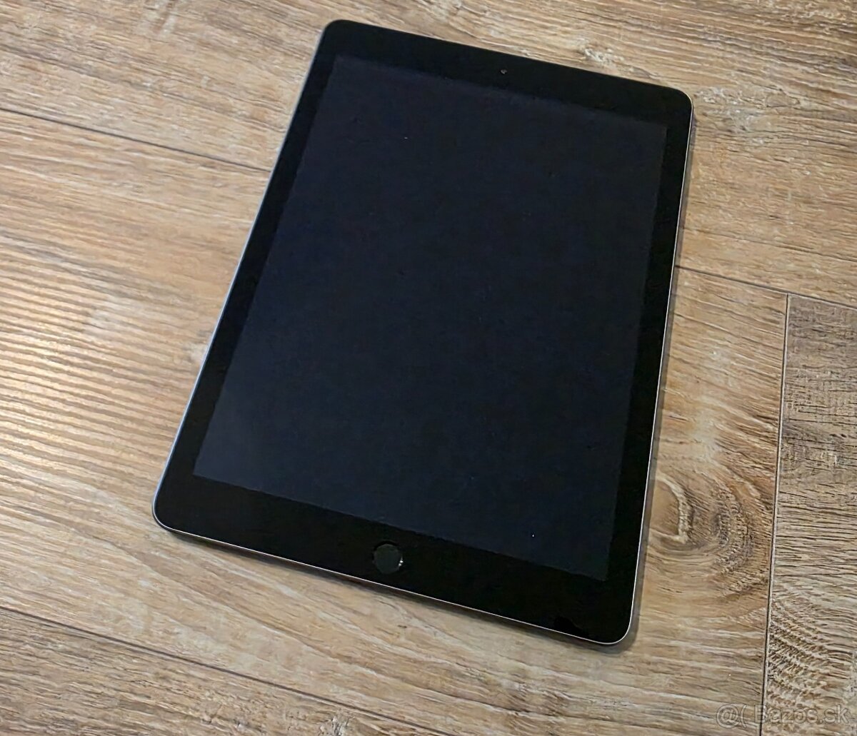 Apple iPad 5 gen 32gb - 6