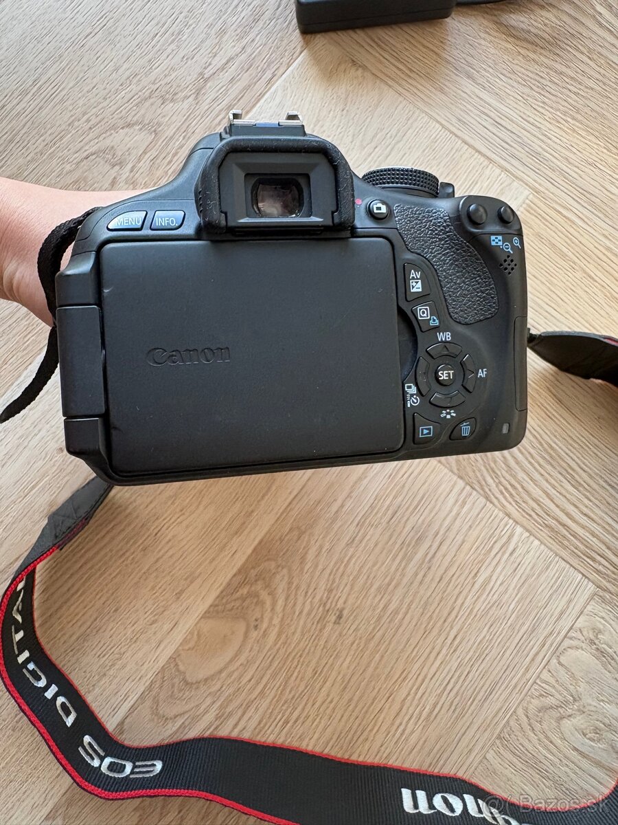 Canon EOS 600D + objektív 18–55mm IS (KIT) + príslušenstvo - 6