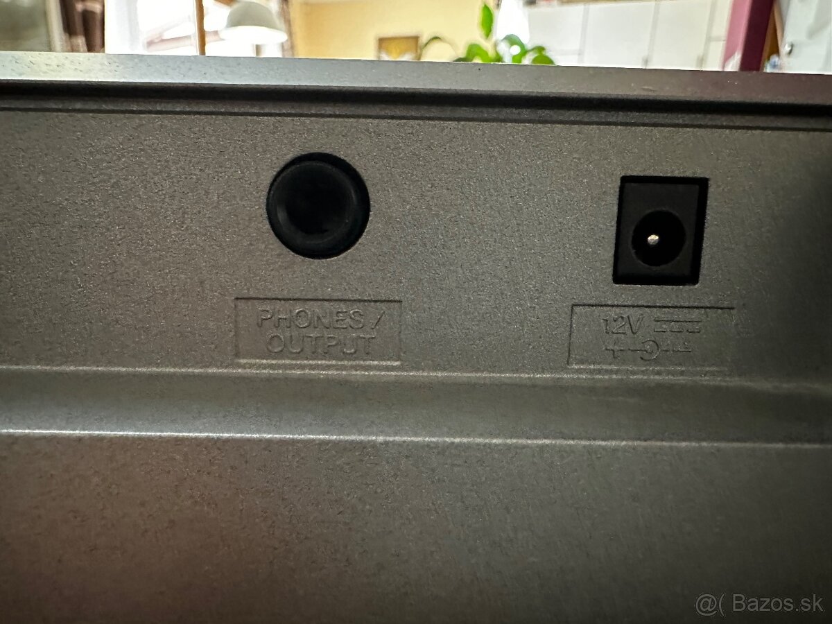 Predám keyboard Yamaha PSR E353 +stojan+pedál - 6