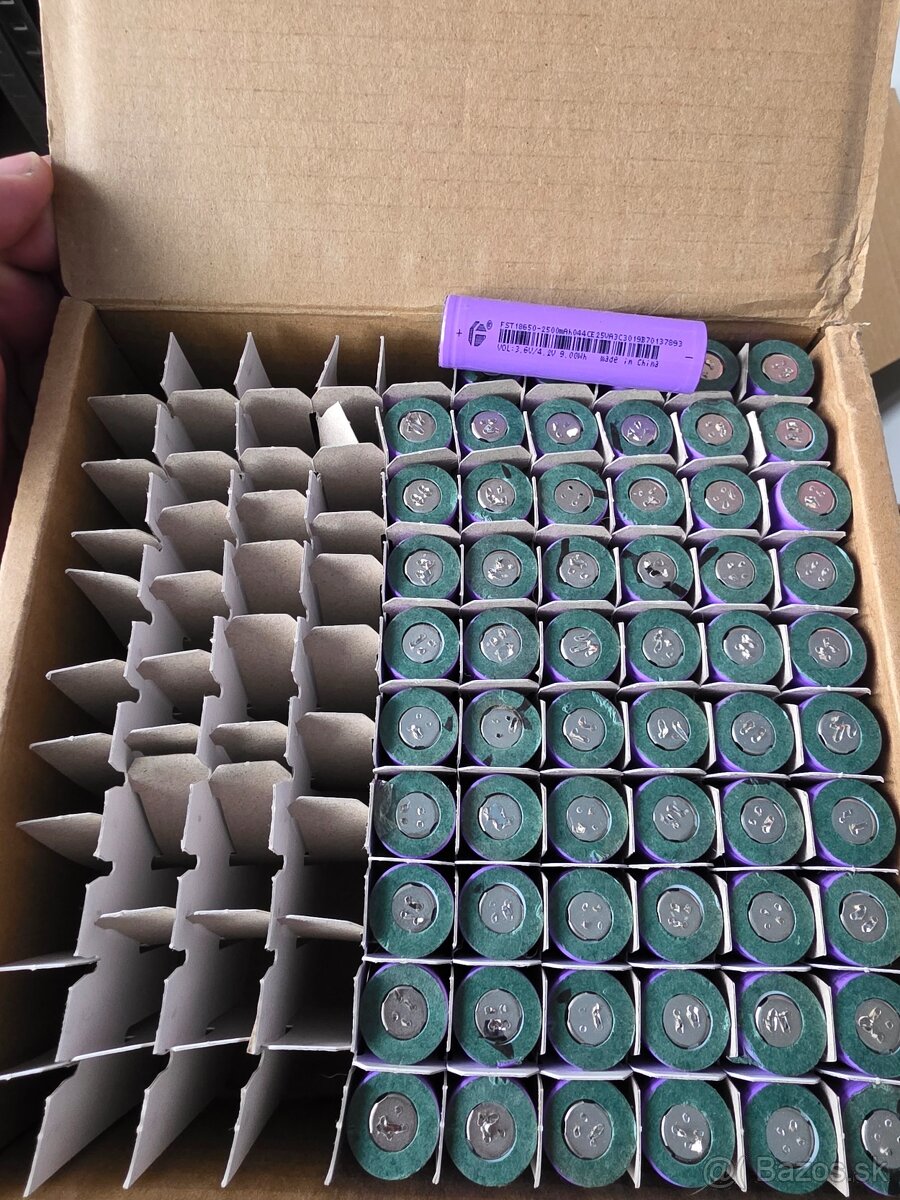 Predám použité články batérií 18650 - 6