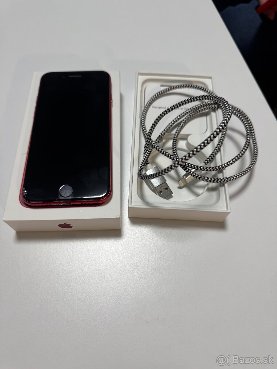 Predám IPhone SE2020, 128GB - 6