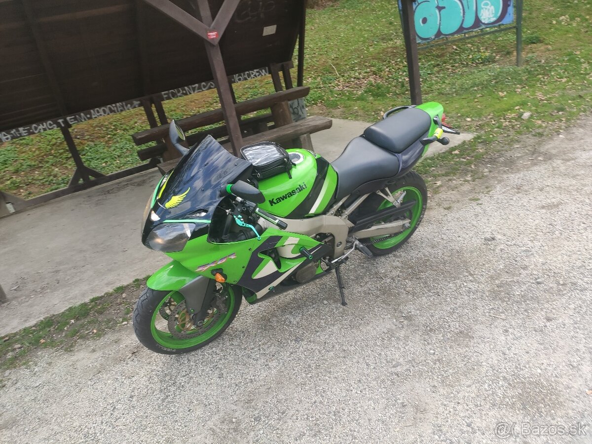 Kawasaki ninja zx6r - 6