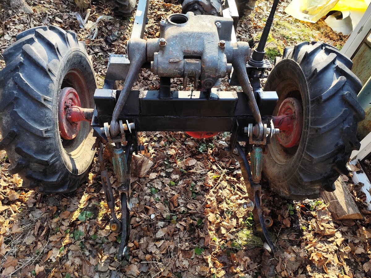 Malotraktor 4x4 na dokončenie - 6