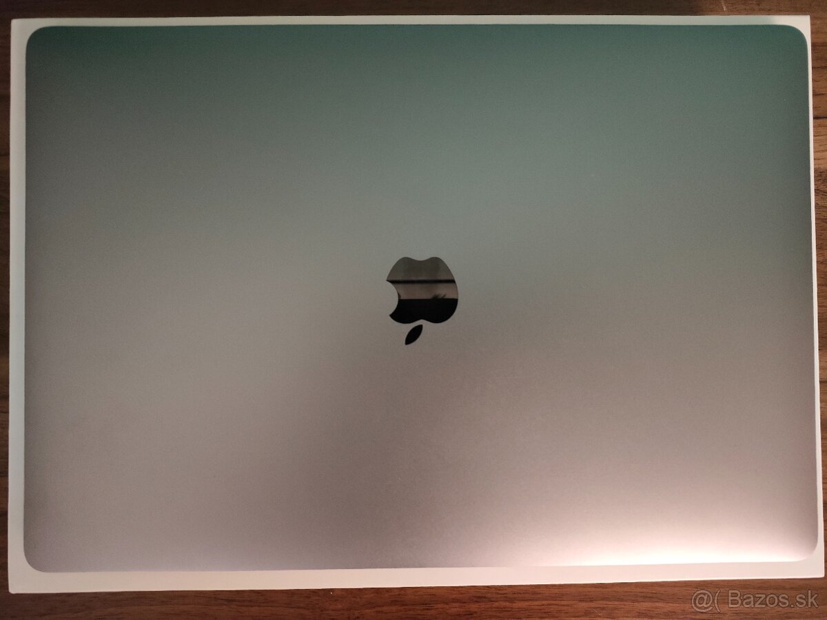 MacBook Pro 15 2017 | i7 • 16GB • 1TB SSD - 6