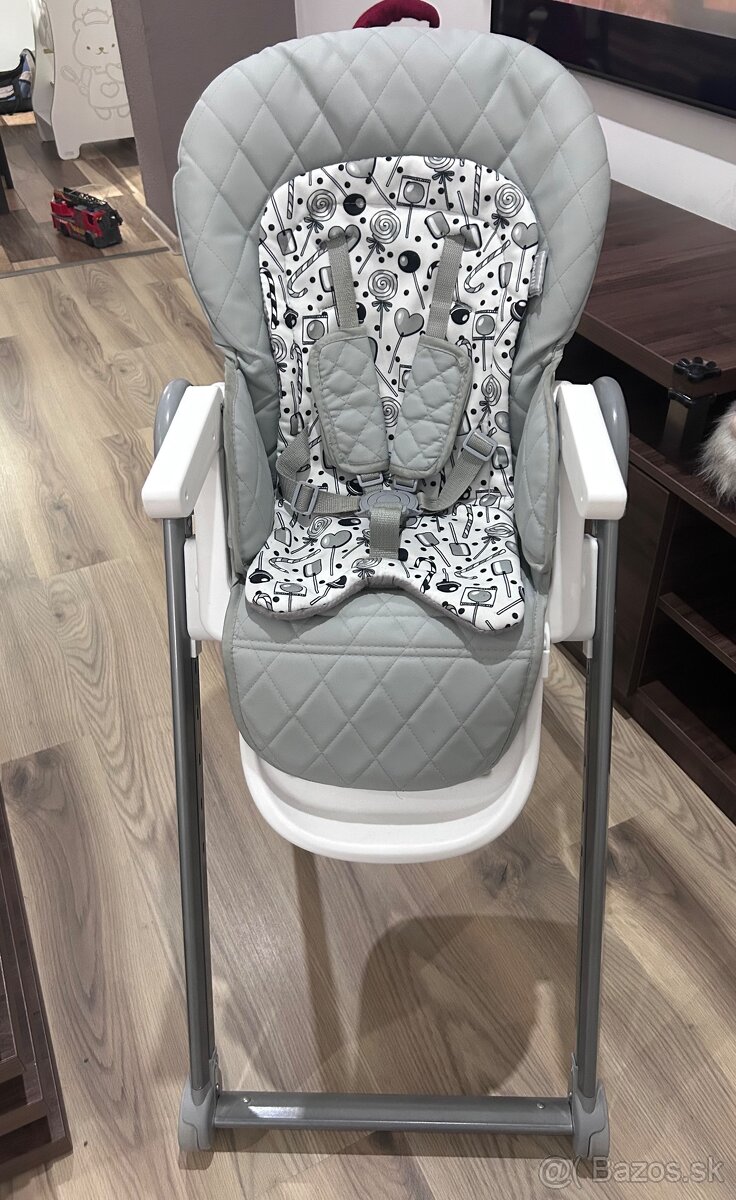 Detská jedálenská stolička a vibrujúca hojdačka s melódiou - 6