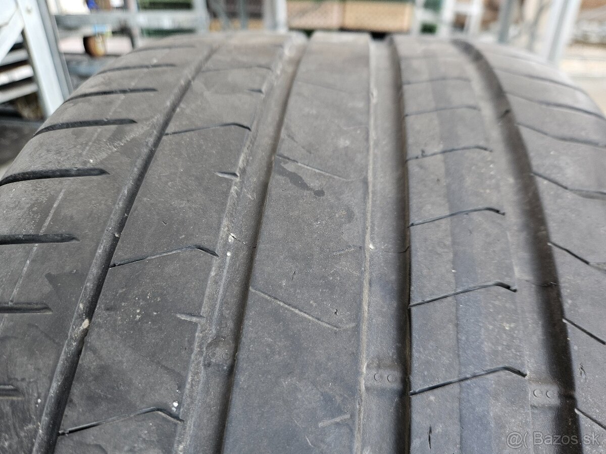 Predám letnu pirelli runflat 275 30 20 - 6
