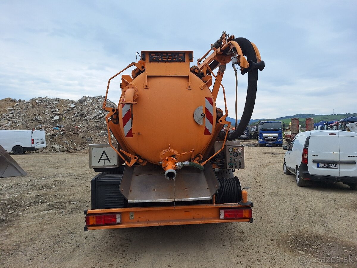 Fekálne vozidlo - 6