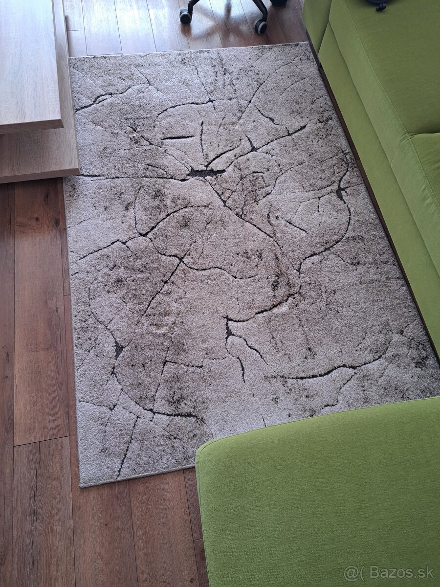 Konferenčný stolík a koberec - 6