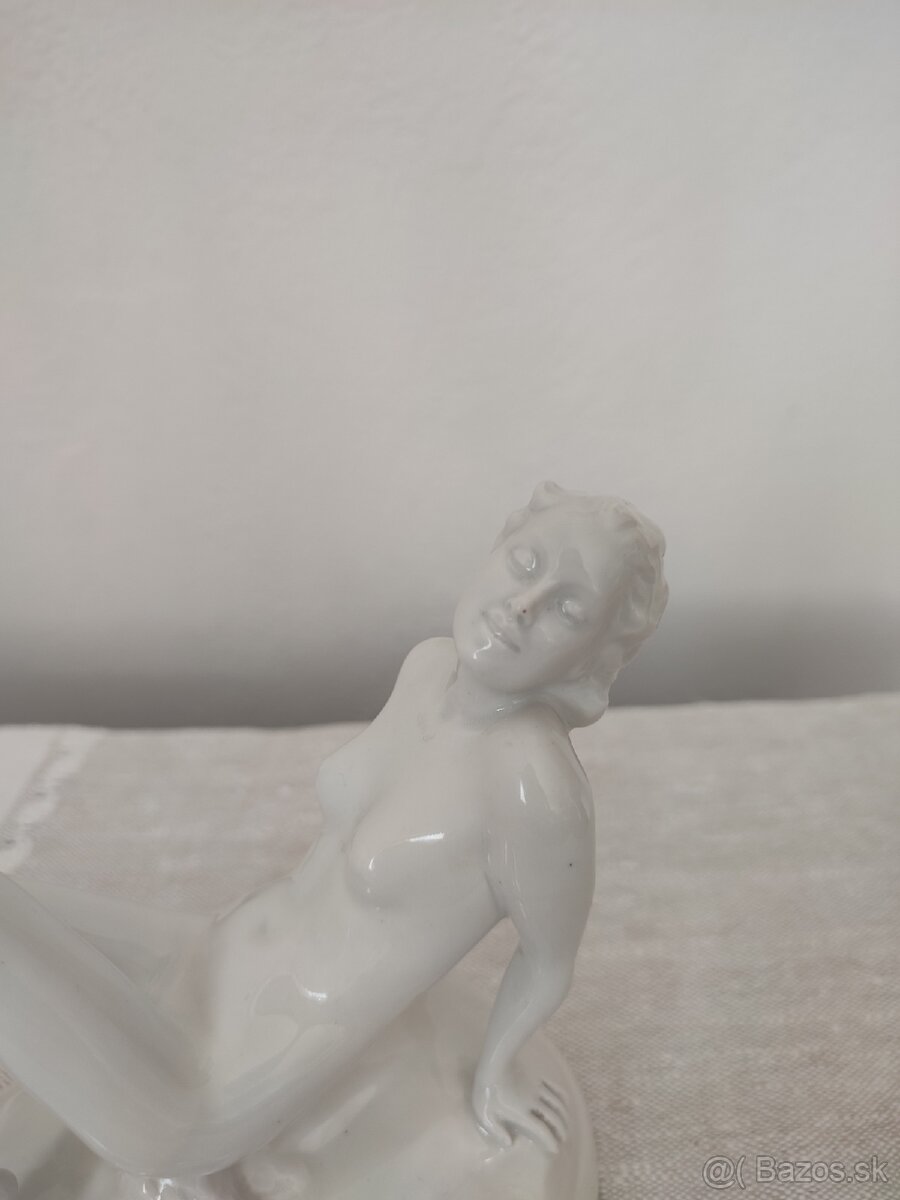Royal dux akt žena Strobach porcelánová soška - 6