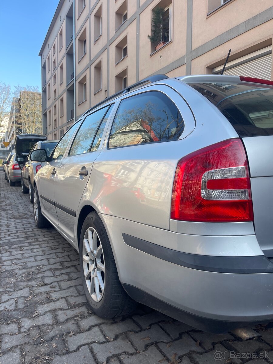 Škoda Octavia 1,6Mpi r.v.2011 - 6