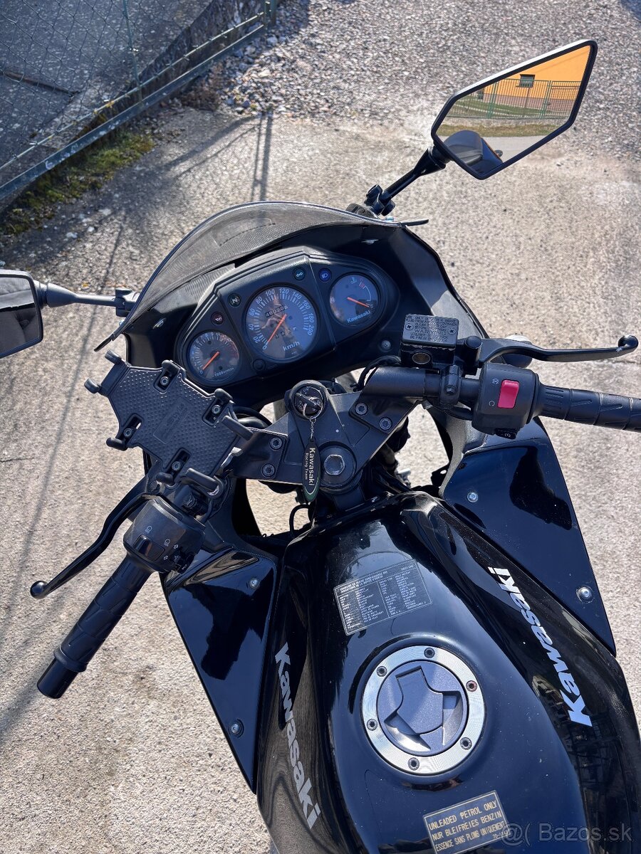 Kawasaki Ninja 250R - 6