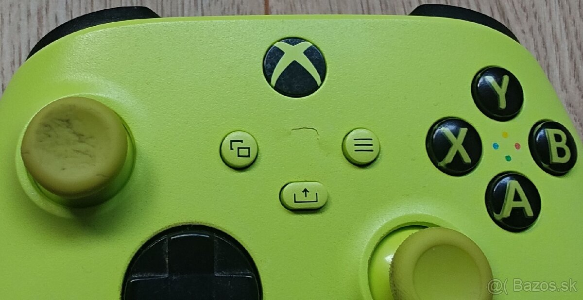 Predám xbox series s/x ovládač
( edícia Electric Volt) - 6