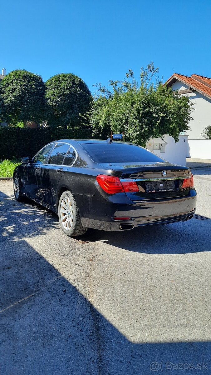Predám BMW Rad 7 740d xDrive - 6
