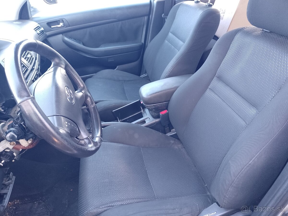 Predám Toyota Avensis 2.0. diesel - 6