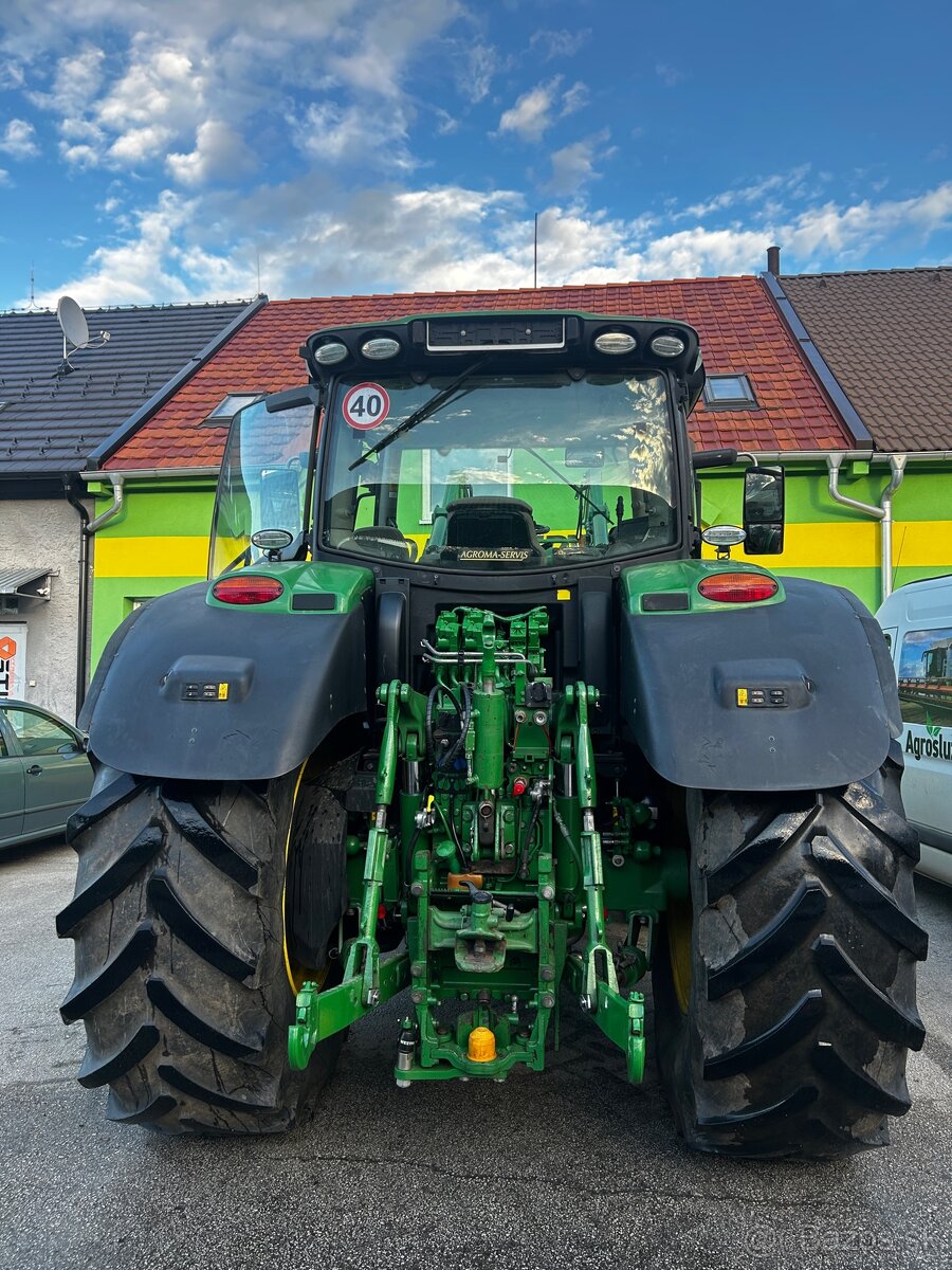 John Deere 6175R - 6