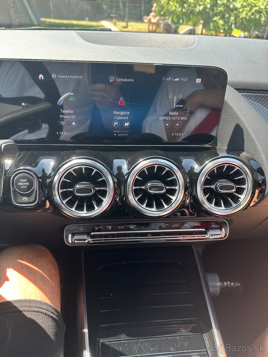 Mercedes Benz GLA 180 - 6