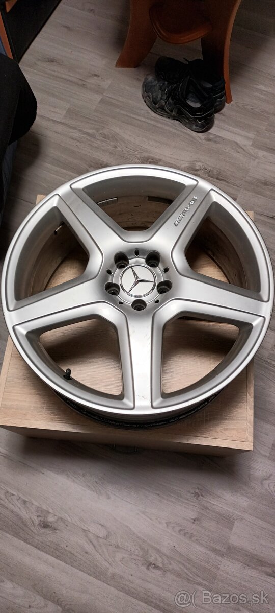 Mercedes AMG disky r20 - 6