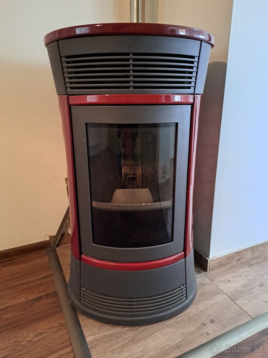 Krbové kachle Edilkamin Bijoux ,teplovodné na pelety - 6