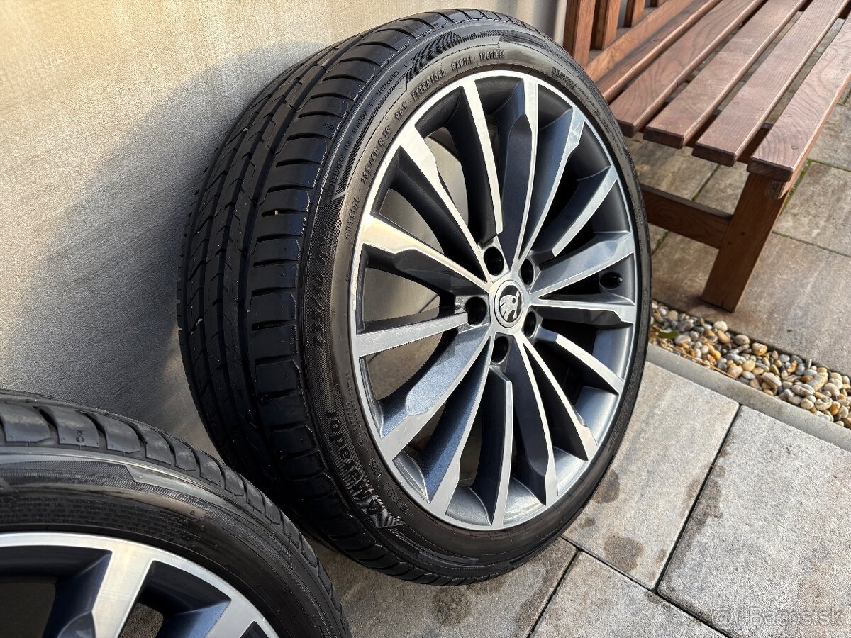 Skoda Trinity r19 5x112 235/40 r19 - 6