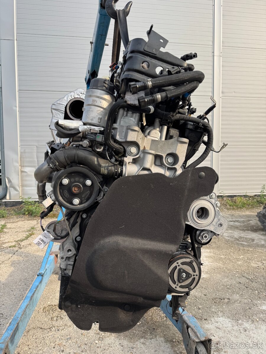 LAND ROVER JAUGAR 2.0 D200 MHEV - 6