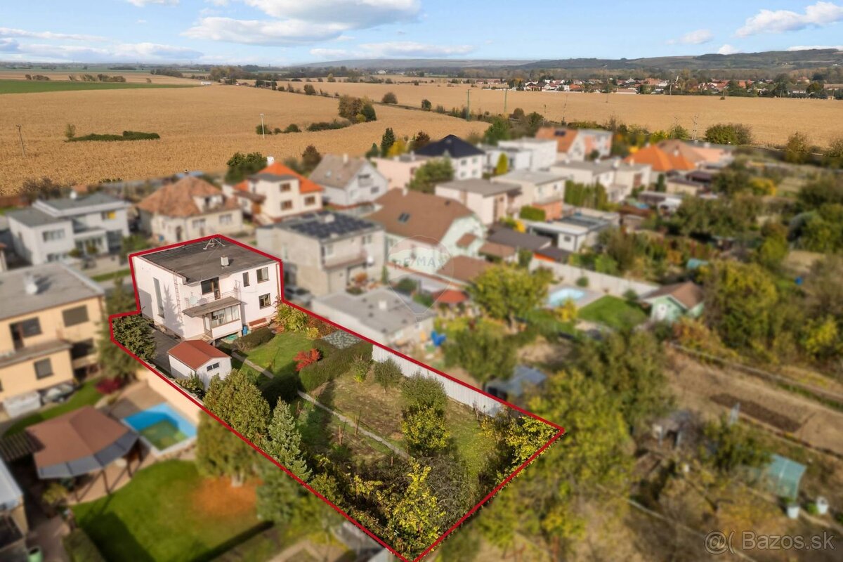 Realitná kancelária REMAX ponúka na predaj 6 izbový dom s kr - 6