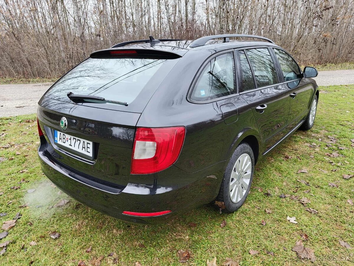 Škoda Superb combi 1.6 TDI CR DPF Comfort - 6