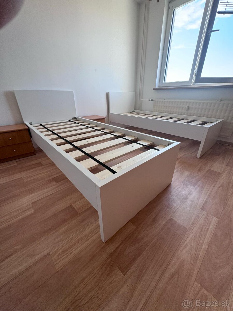 Predám kvalitnú pevnú posteľ Samuel 90x200cm - úplne NOVA - 6