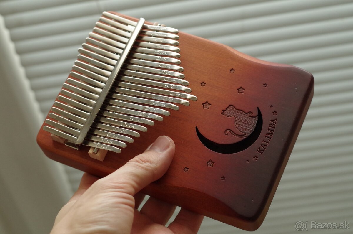 Kalimba 21 tónová s rezonančným otvorom - 6