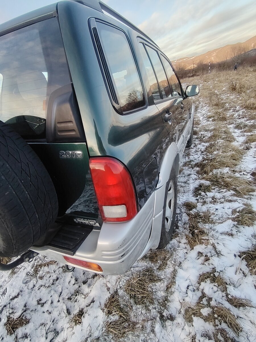 Suzuki Grand Vitara 2.0td 4X4 - 6