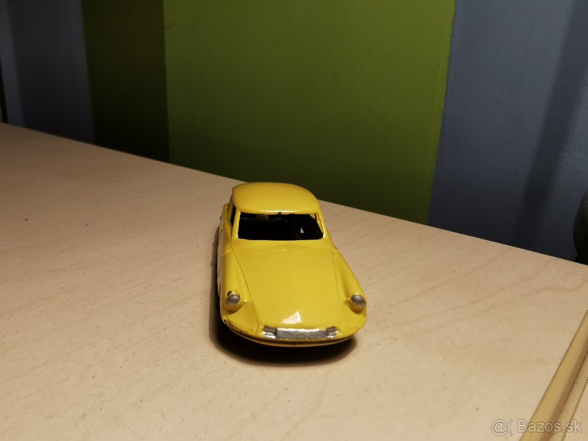 ZLAVA Matchbox lesney regular wheels Citroen DS - 6