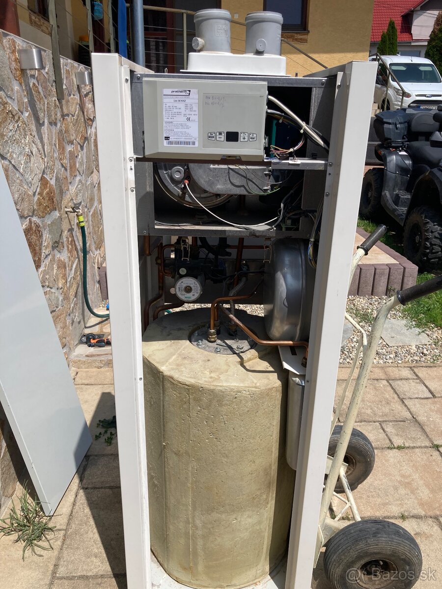 Predám kondenzačný plynový kotol protherm lev kkz30 - 6