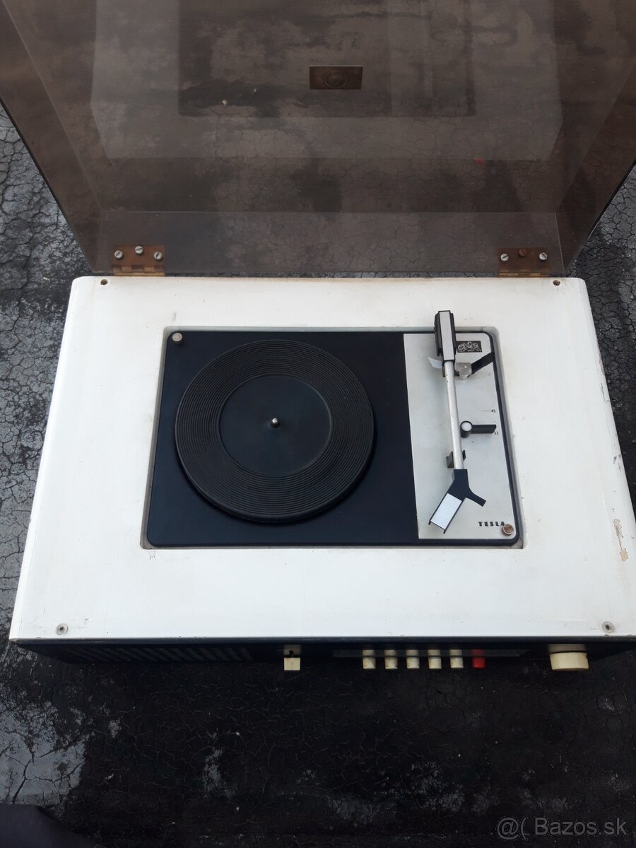 Gramorádio Tesla Romeo 1029A - 6