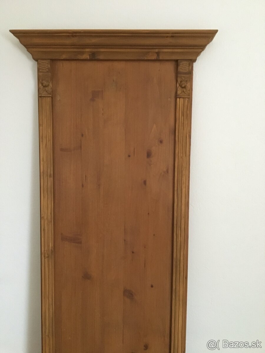 Príborník a vešiaková stena - masív - 6