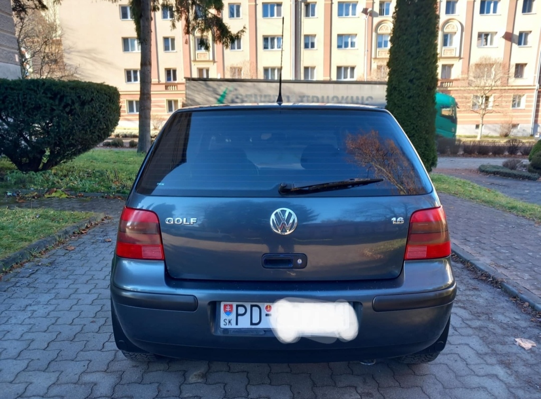 Volkswagen golf 4 1.6 benzín 74kw - 6