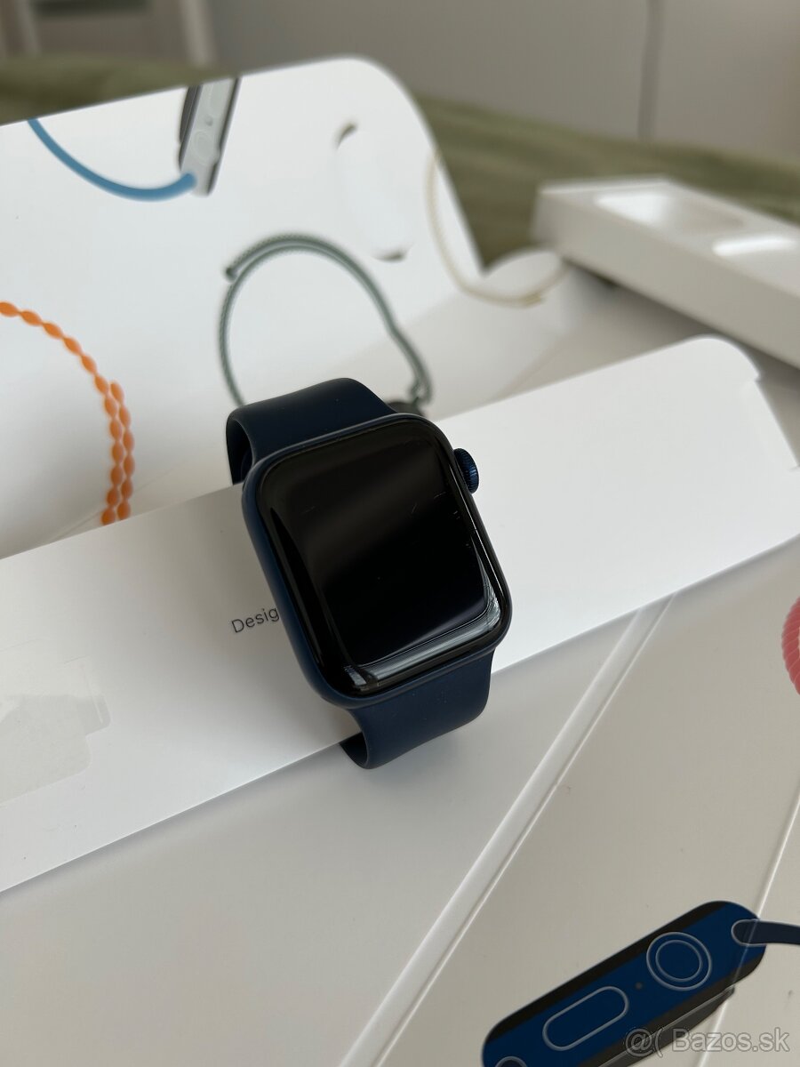 Apple Watch Series 6, Blue Aluminium Case, Deep Navy 40mm - 6