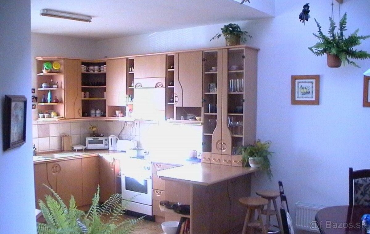 Na predaj rodinný dom na Orenburskej ulici v Podunajských Bi - 6