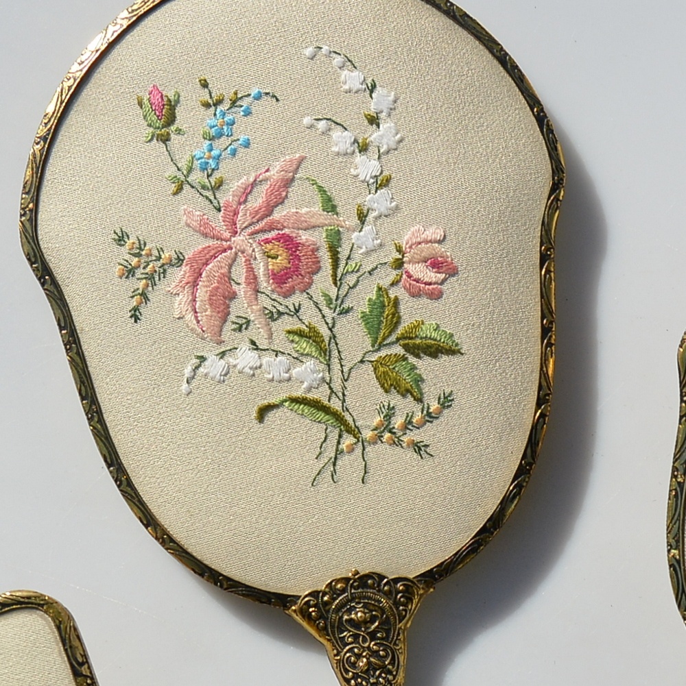 Vintage anglická sada na česanie - zrkadlo + 2x kefa - 6