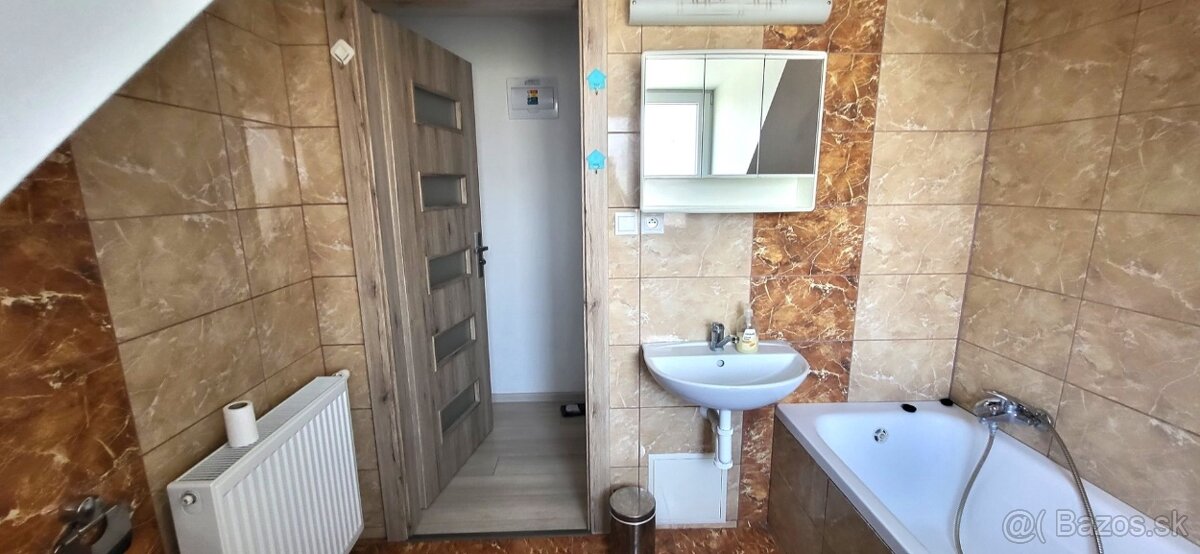 2-izbový byt v centre mesta Vráble na prenájom - 6