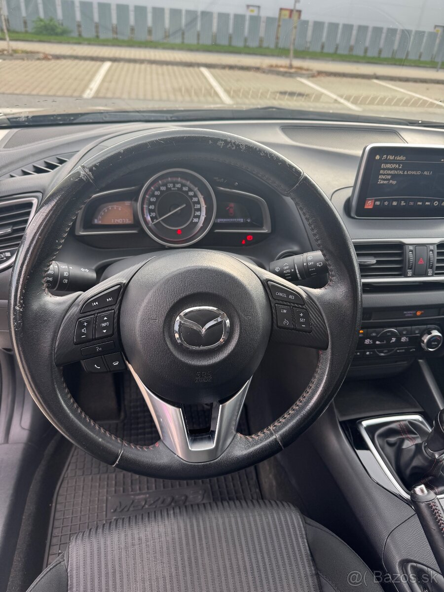 Mazda 3 1.5i (74kW) - 6