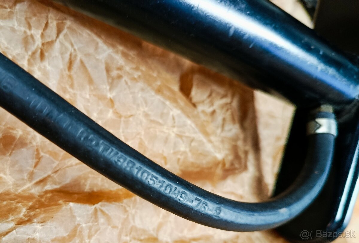 Gaz 69, Uaz, Volha, Luaz - pumpa - 6