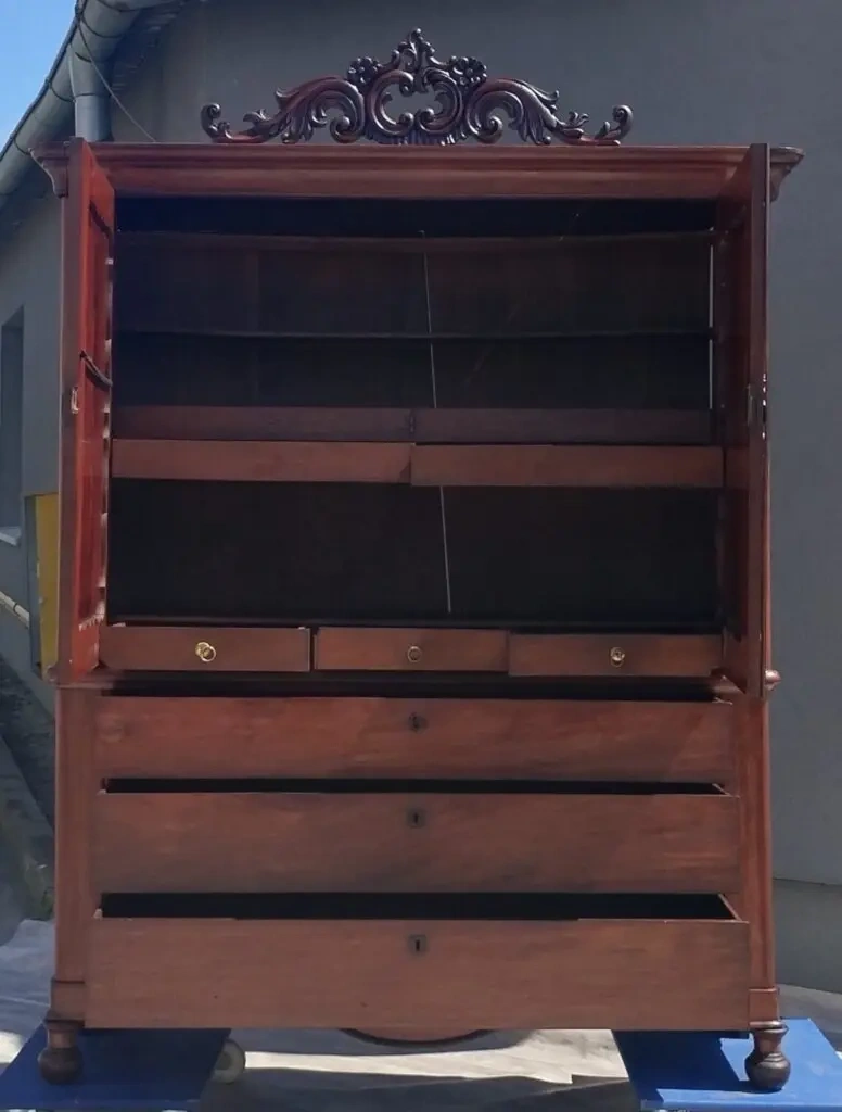 Skriňa starožitná. - 6