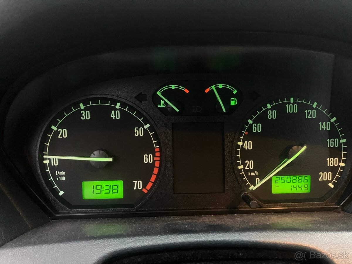 Škoda fabia 1,4 16V - 6