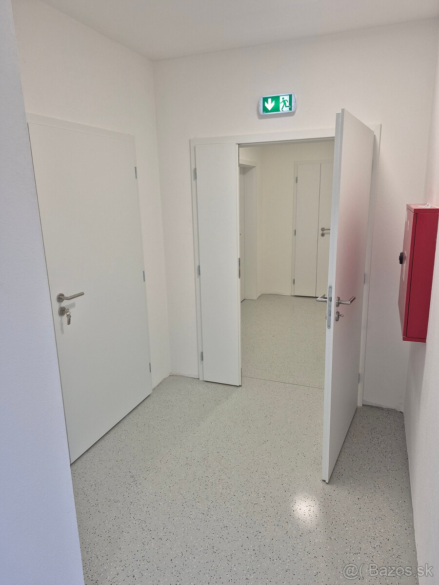 Montáž interiérových dverí - 6