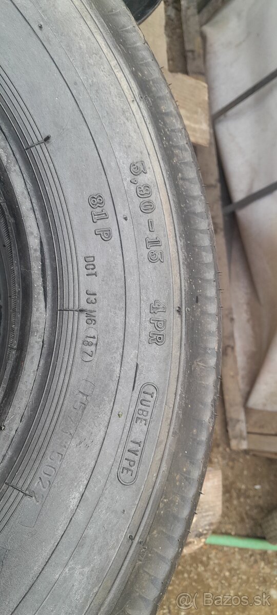 Pneumatiky Ŝkoda 1202 Stw - 6