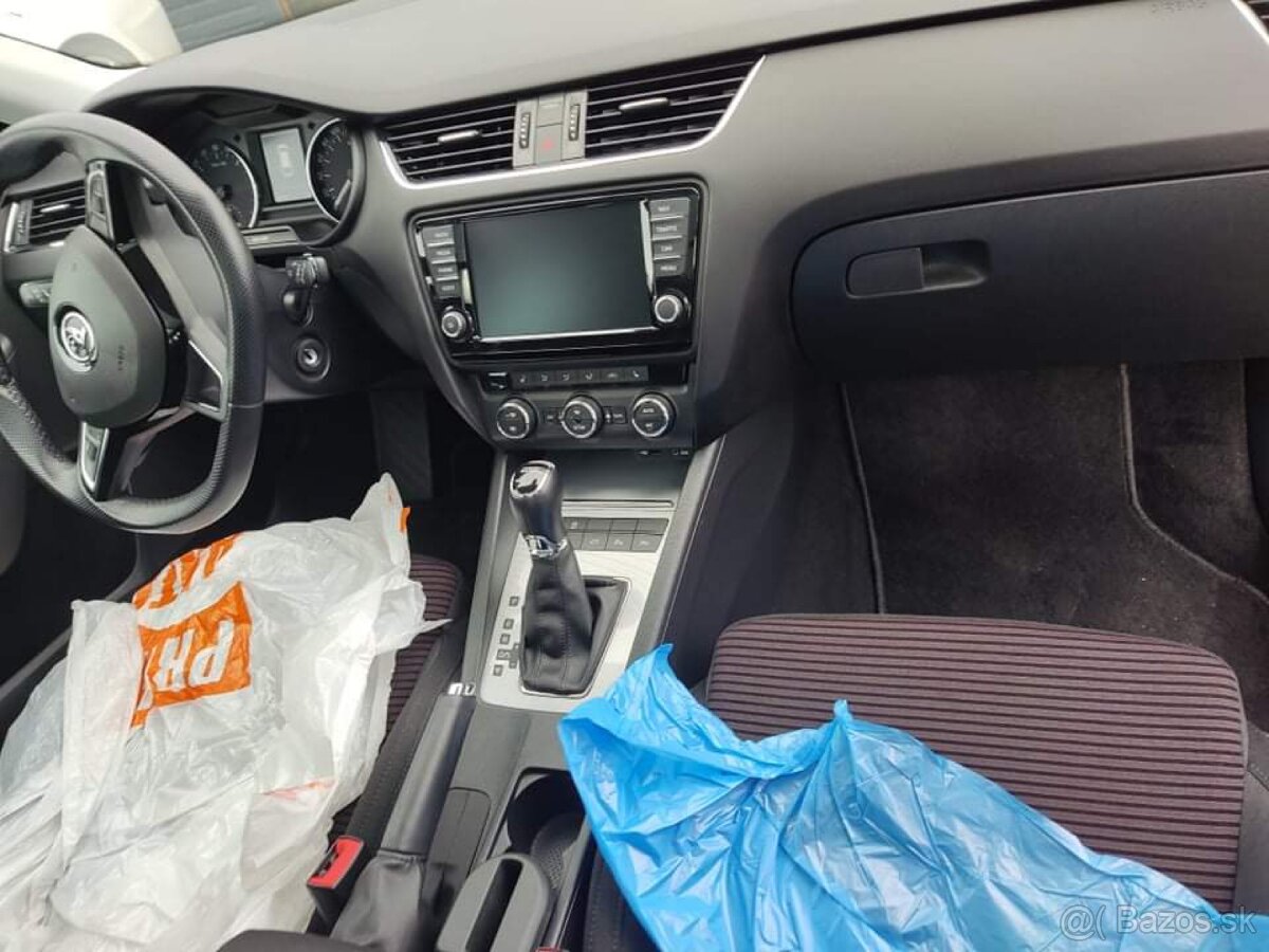 Škoda octavia 3 2.0 tdi DSG - 6